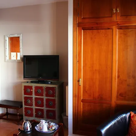 Oda ve Kahvaltı Hostal Don Peque (Adults Only)